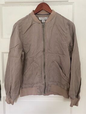 Kenneth Cole Reaction Taupe Light Bomber Jacket